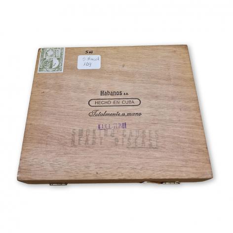 Lot 9 - Montecristo Especiales No.2