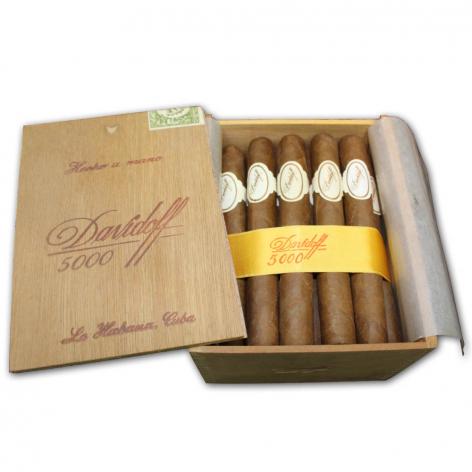 Lot 177 - Davidoff 5000