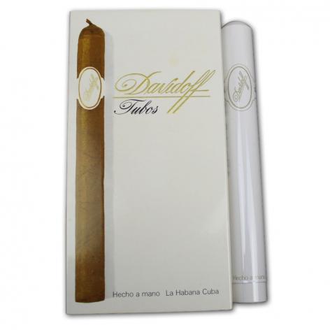 Lot 216 - Davidoff Tubos