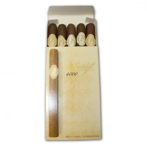 Lot 189 - Davidoff 4000