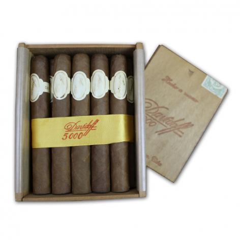 Lot 190 - Davidoff 5000