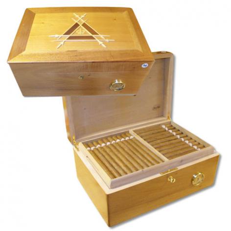 HUM1299 - Montecristo  Humidor - 2004