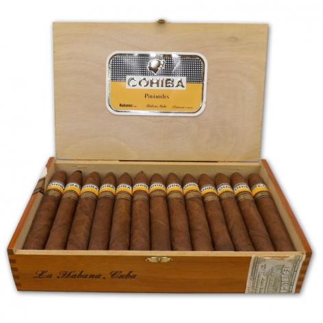 LE2174 - Cohiba Piramides - EAR MAR01 2001