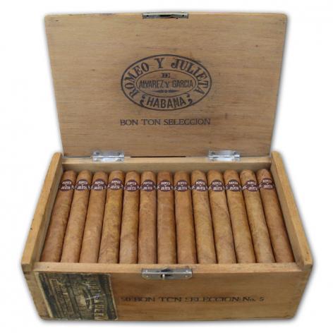 Lot 270 - Romeo y Julieta Bon Ton Seleccion No.5