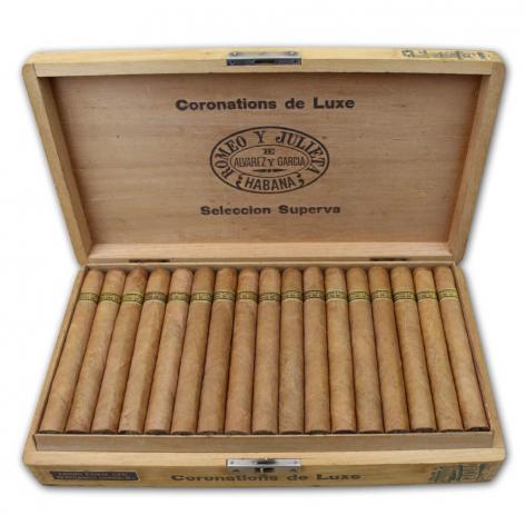 Lot 271 - Romeo y Julieta Coronations De Luxe Seleccion Superva