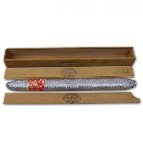 Lot 256 - Partagas Fabuloso