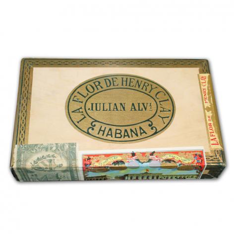 Lot 269 - Henry Clay Conchas de Regalia