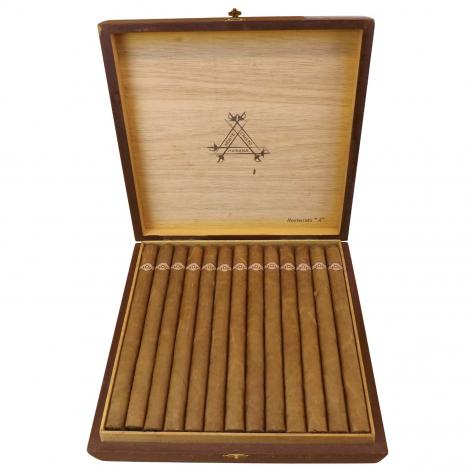 VIN1398 - Montecristo A - Early 1980's