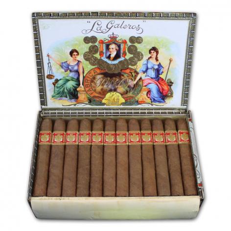 Lot 49 - Primeros Short Coronas