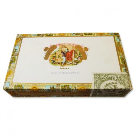 VIN816 - Romeo y Julieta Tres Petit Coronas - 1970's
